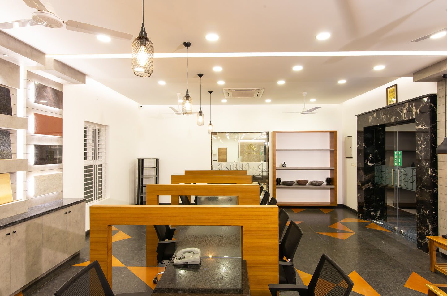 The Slab Studio - Reception Bay