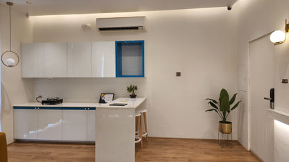 Business Luxury Space - Credenze