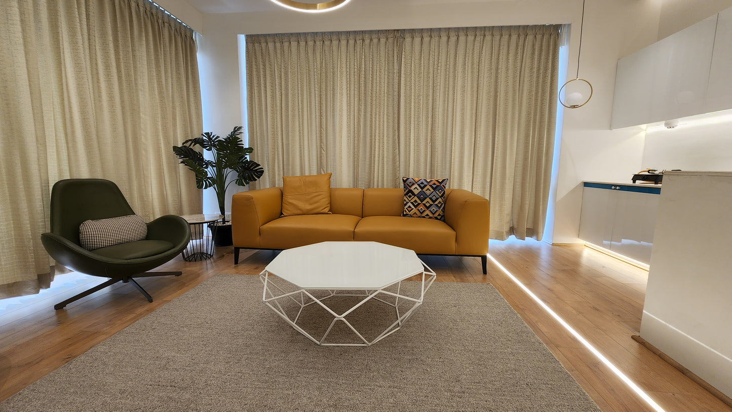 Business Luxury Space - Credenze