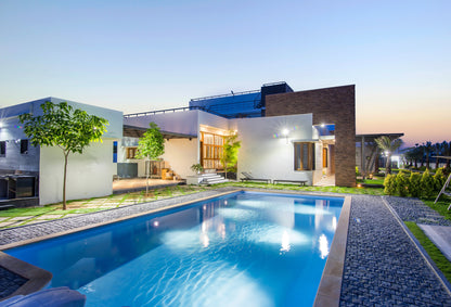 Space Arena - Swimming Pool