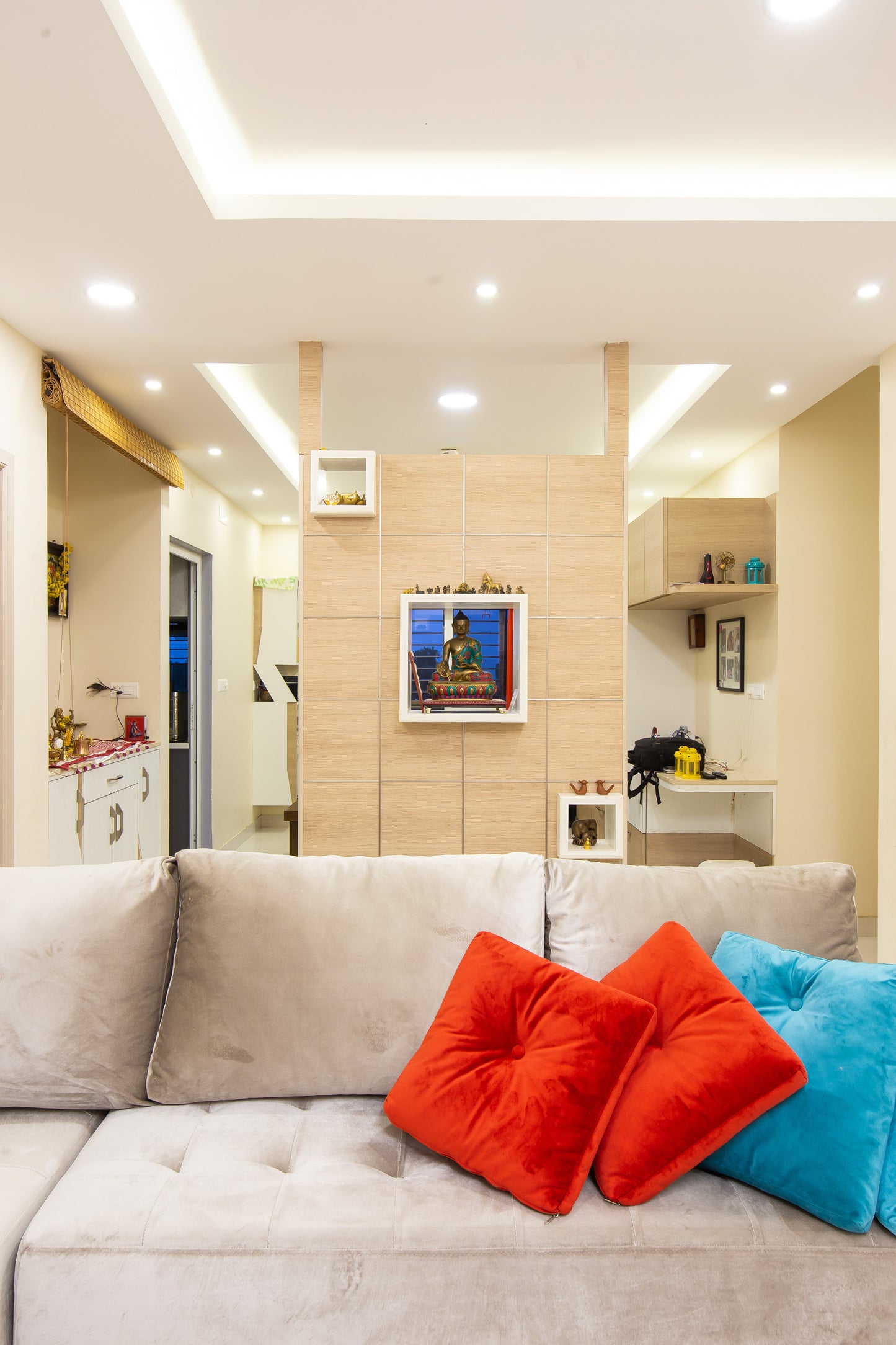 Facade Front - Living Room