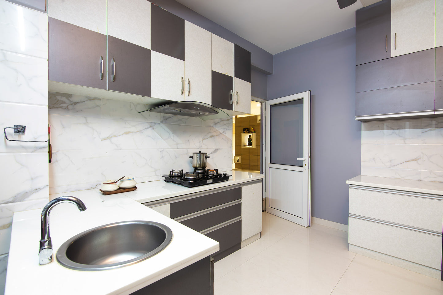 Facade Front - Kitchen Space