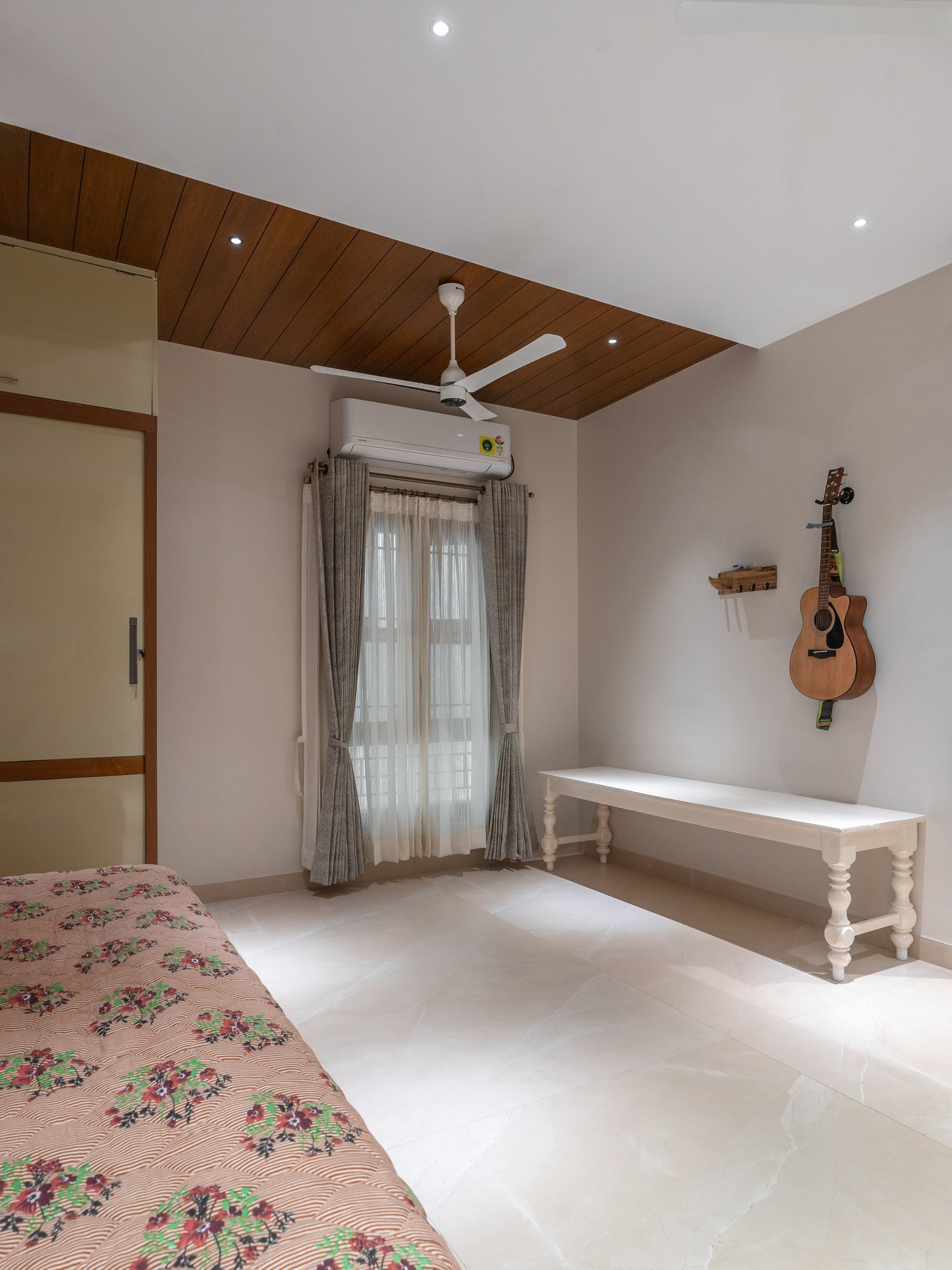 Serene Welcome - Bedroom FF