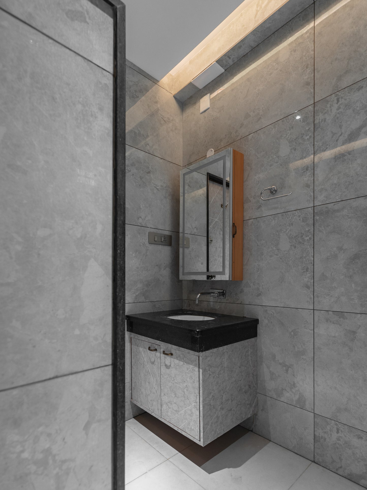 Serene Welcome - Bedroom FF