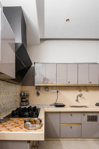 Serene Welcome - Modular Kitchen