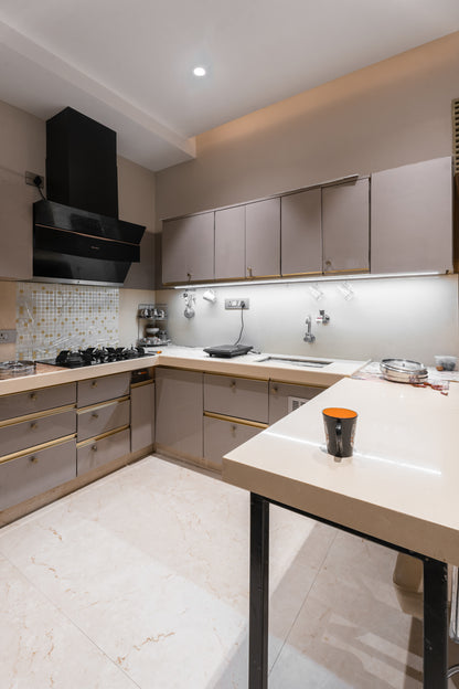 Serene Welcome - Modular Kitchen