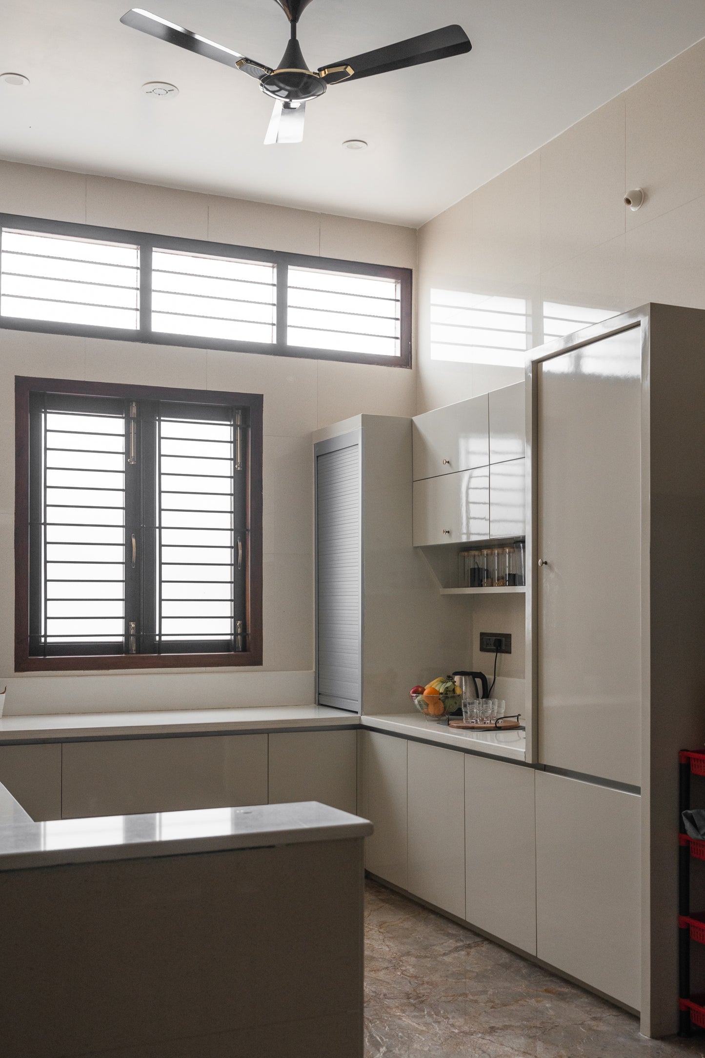 Casa Lumière - Modular Kitchen