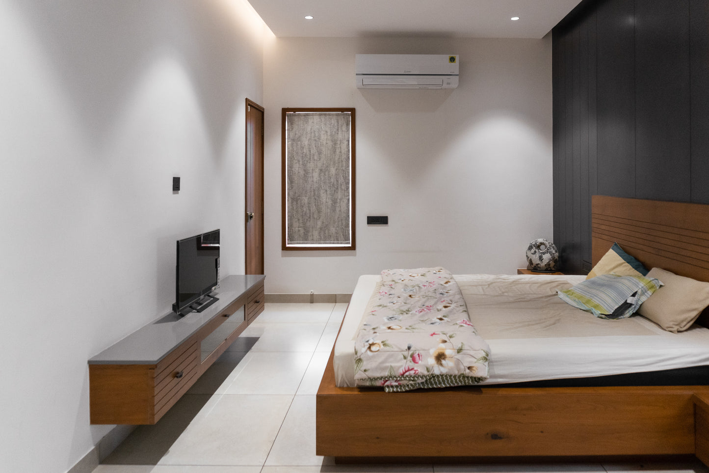 The Minimal - Bedroom